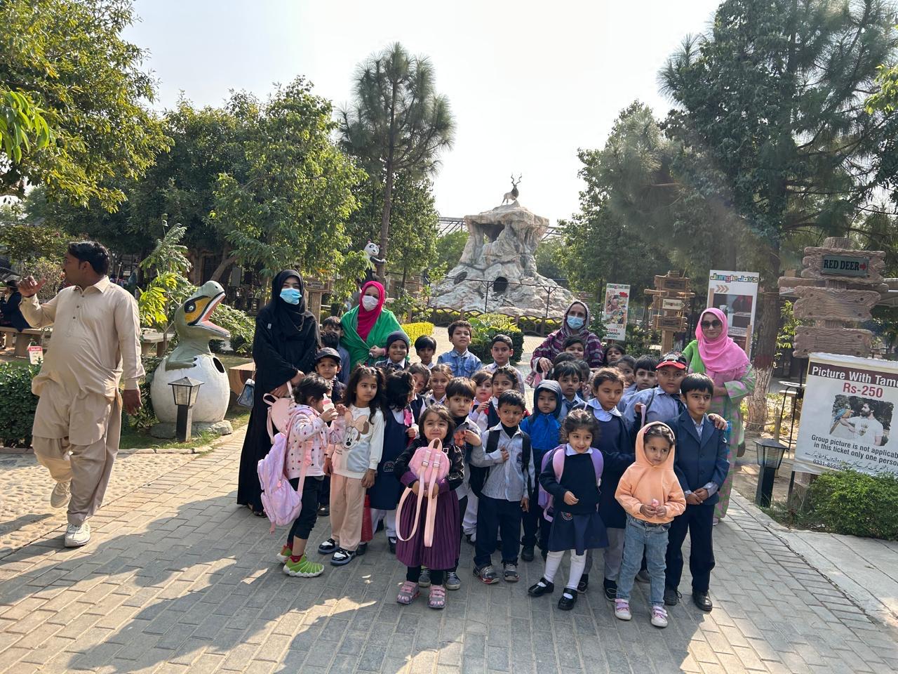 Zoo Field Trip Wide